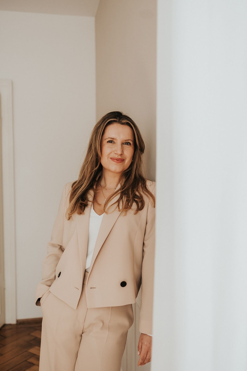 Ann-Katrin Merk sitzen 